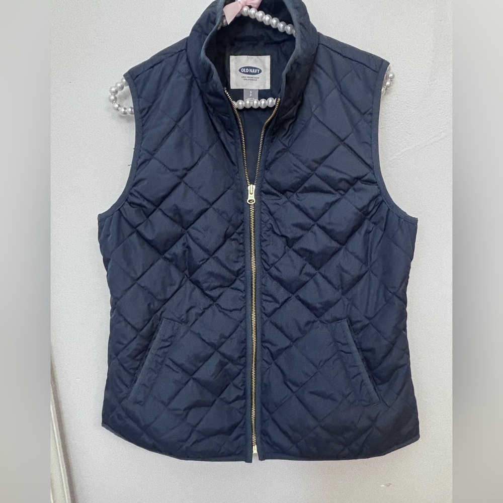 Old Navy Quilted Puffer Vest in Navy Blue Size: Small